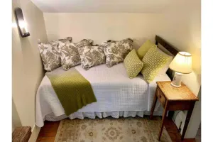 Image of Elm Suite with a Private Bathroom in front of Smith College Quadrangle