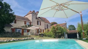 Image of Old farmhouse with pool and magnificient view