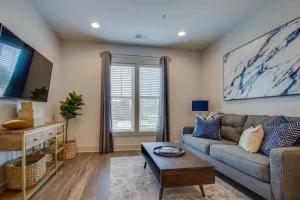 Image of New East Nash - King Bed Short Drive to Dwntwn