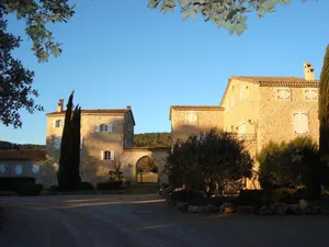 Image of Everything you want for a relaxing holiday in beautiful gardens amidst vineyards