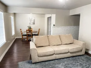 Image of 5 Min to Beach and Downtown! Budget Stay, with Parking