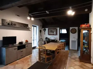 Image of Chalet Carlines - Grand appartement années 70 ! Dans chalet sans parking MAE-3814