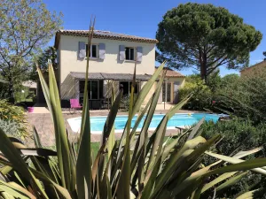 Image of St Tropez \/ Le Muy: Beautiful 4 bedroom Villa + Private pool