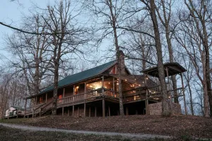 Image of Ridgeline Cabin at Center Hill Lake