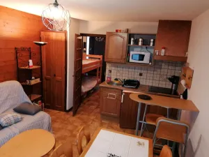 Image of BALCONY AT THE PORTES DU SOLEIL (No. 12) (weekly reservation)
