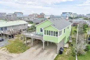 Image of Dreamy beach house with shared pool, central ac, private w\/d, deck, & WiFi