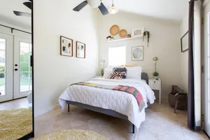 Image of Sunny + Cozy Garden Studio in Trendy Culver City