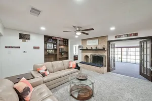 Image of Historic 3 Bedroom Home in Heart DFW w\/Gameroom+
