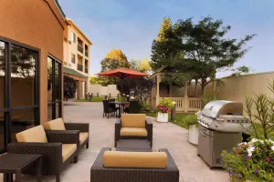 Image of Courtyard by Marriott Peoria