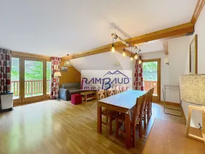 Image of F4 Duplex  8 beds  Swimming pool Wifi  Parking