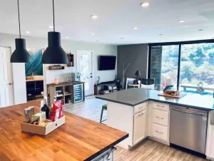 Image of LUXURY Designer Home w\/ INCREDIBLE VIEWS biz ready