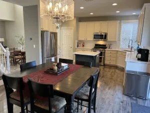 Image of Quiet Cul-de-sac home with hot tub