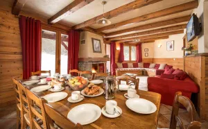 Image of 200m ski slopes - Chalet Manora - Courchevel La Tania