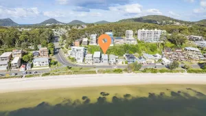 Image of Bayside, 5,21 Victoria Parade - Unit in unbeatable location, with linen and bed making and air conditioning