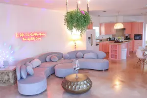Image of The Trailer: Gallery & Art House