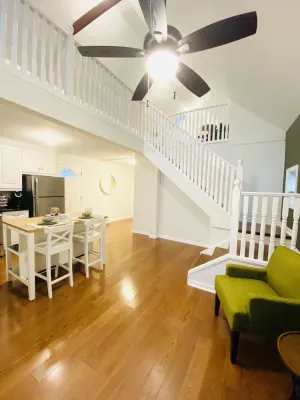 Image of Trendy 1 bedroom +loft apartment w\/ parking
