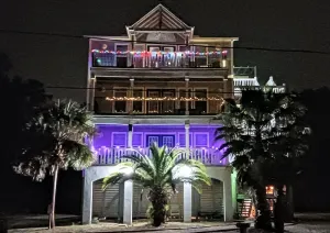 Image of Quiet, uncrowded days at  local beaches. Great food, shopping and relaxation.