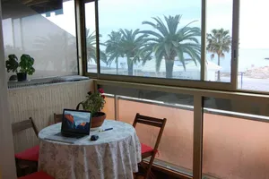 Image of Appartement cosy à Saint-Laurent-du-Var - 27m² - Terrasse