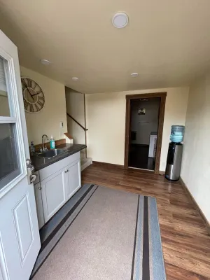 Image of Parkway Yellowstone Guest House Apartment #5