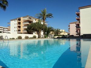 Image of Sainte-Maxime, Apt 2 pièces avec piscine, terrasse, parking privé, proche plage et commerces - FR-1-226-487