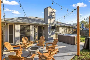Image of Cozy Updated Home w\/ Hot Tub minutes from DFW Airport