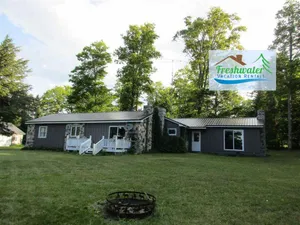 Image of Stone House:Soak Up the Sun at East Lake – Stone House Is Waiting!