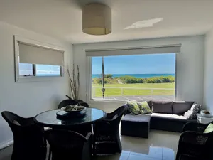 Image of Sea Retreat - Esplanade Available Xmas 2023 and 2024 Summer
