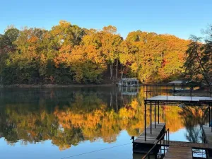 Image of Lake Lanier Livin' In Georgia