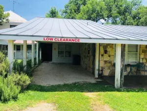 Image of 10th St. Bungalow Downtown, Bandera, TX.
