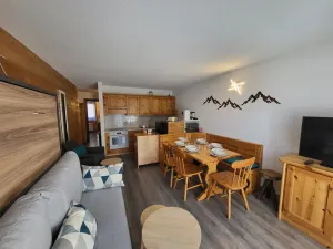 Image of Charmant T3 avec jardin et garage, au cœur de Montgenèvre - FR-1-266-221