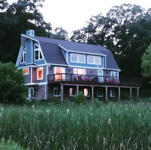 Image of Sleeps groups to 12!  Modern open spaces.  Yoga loft. Deck. Kitchen. Peaceful.