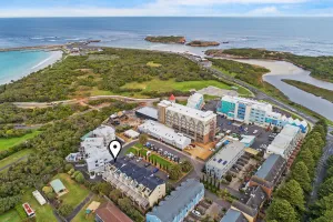 Image of Four bedroom beachside apartment