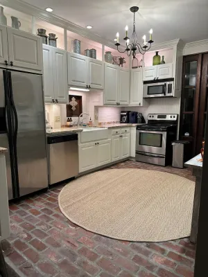 Image of Charming 2 bedroom condo in the heart of beautiful Natchez, MS.