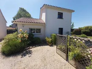 Image of In the city as in the country! 2.7kms from the Valentre bridge