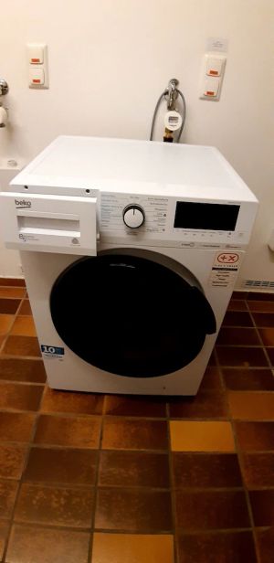 Image of STUDIO LISA