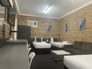 Image of Blue Violet Motor Inn