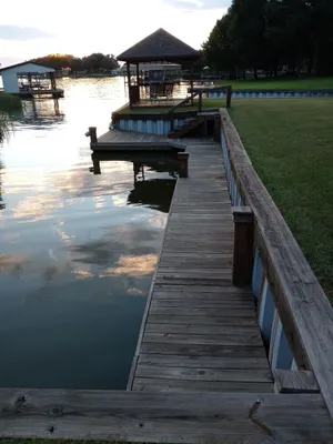 Image of Lakehouse retreat