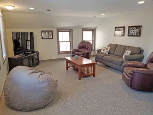 Image of Spacious, Pet Friendly Apartment in the Heart of Downtown