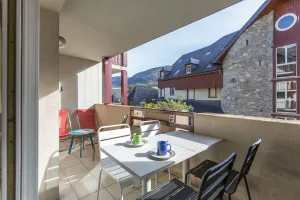 Image of Appt 4 pers tout équipé, hypercentre village, fibre, garage, linge fourni