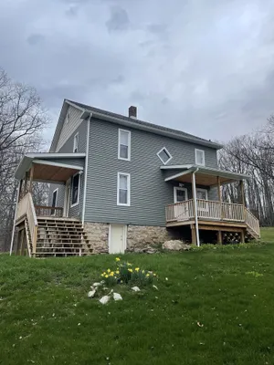Image of Beautiful 5br home - close to ski resorts!