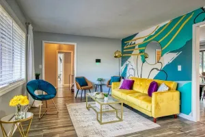 Image of This house is a 3 bedroom(s), 2 bathrooms, located in Decatur, GA.