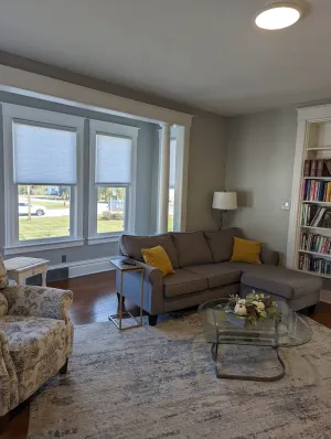Image of **Updated 1st floor Apartment