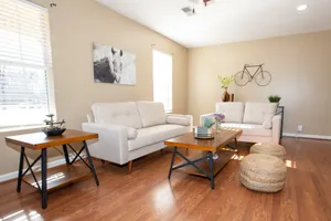 Image of Lovely 3BR\/2BA Condo in great location, cozy place