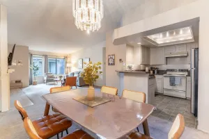 Image of Tranquil Apt 2 King Suites Pet Friendly near DT Bellevue