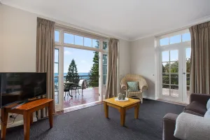 Image of Coogee Bay Hotel - Pub Style