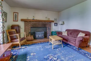 Image of Lakefront Getaway with Hot Tub about 14 Mi to Schweitzer
