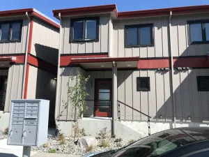 Image of Columbia Gorge Industrial Loft on 2nd Street - 2 bdrm plus Den