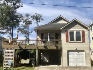 Image of Comfy Three Bedrooms, Two Baths, Competitively Priced with Lots of Amenities