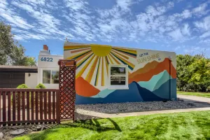 Image of CO Home base! Easy to the Mountains & Denver!