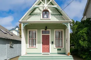 Image of Sweet Pea - Pacific Grove House - Walk to Beach and Town